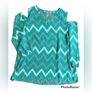 Tacera aqua, white, and gray chevron v-neck blouse, 1X